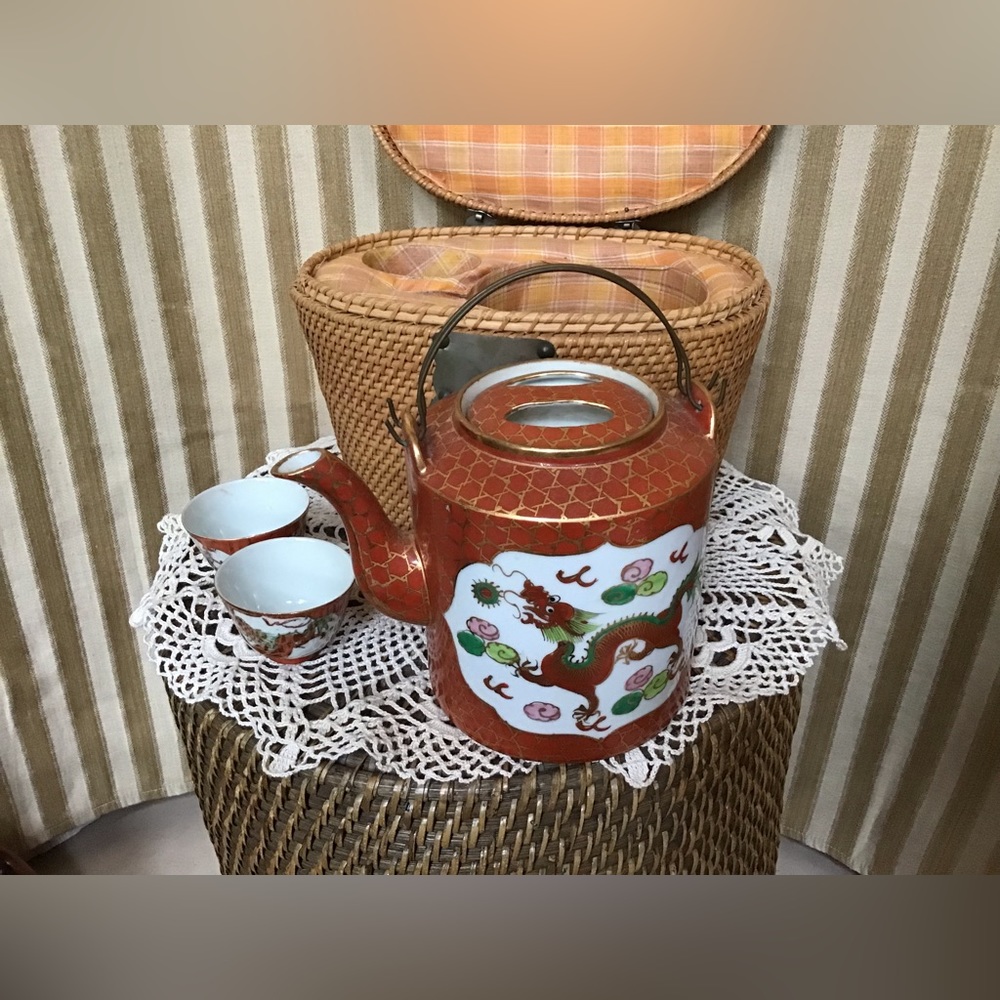 Antique Hong Kong Picnic Tea Set w Basket